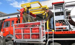 Light crane system on fire engine