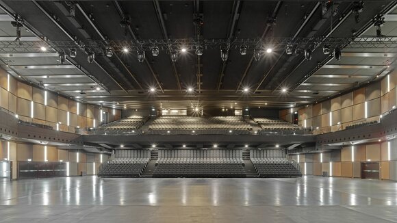 Stage technology Samsung Hall The concert hall with the basic framework of the rigging system with electric chain hoists and motor trolleys