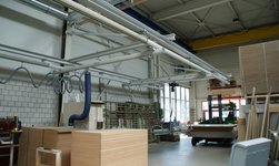 The GIS handling system consists of a light crane system with electric chain hoist, vacuum lifting device and tube lifter