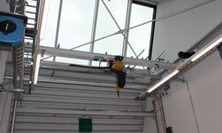 Radio-controlled overhead travelling crane Indoor crane with electric chain hoist for area-wide goods logistics