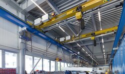 Overhead travelling crane for 2 x 4000 kg radio controlled Overhead travelling crane for 2 x 4000 kg radio controlled