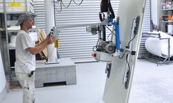 Slewing crane ensures smooth transport of wooden boards